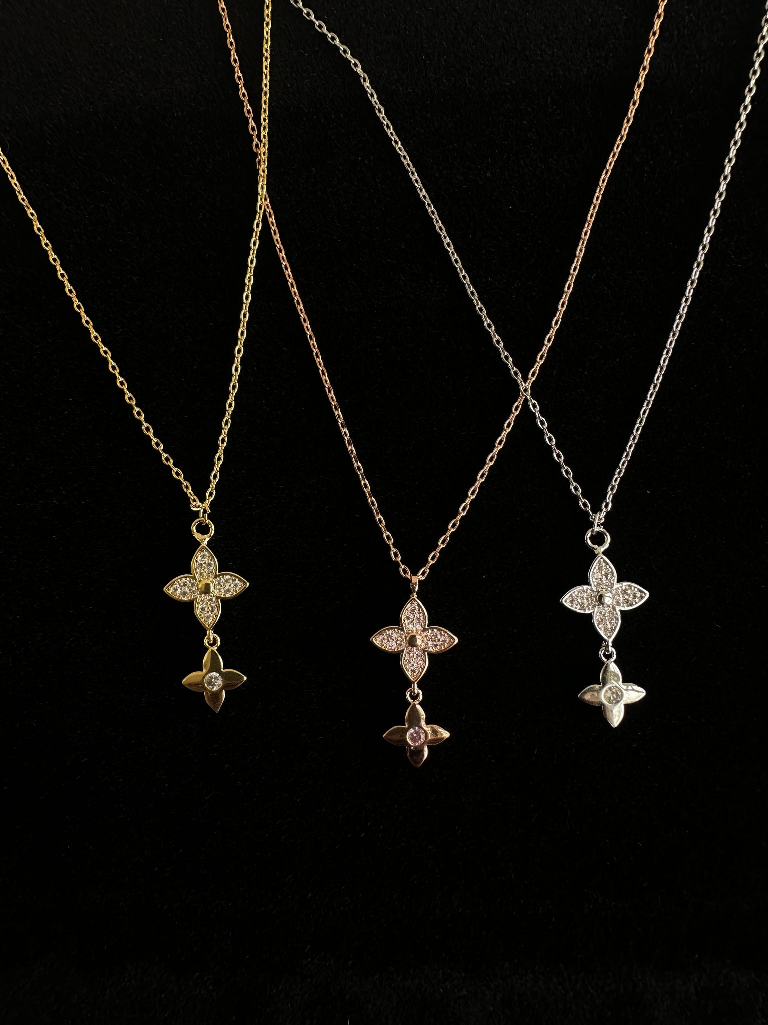 14K Gold Mini Clover Necklace